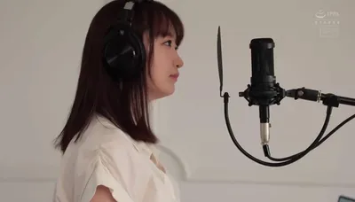 Cô bạn gái dễ thương đam mê ca hát ra mắt sản phẩm đầu tay ~sakura konami