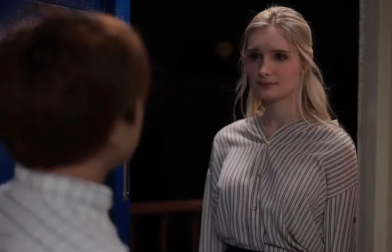 Cô đơn nơi xứ lạ với anh xã già, người vợ tây được anh hàng xóm an ủi